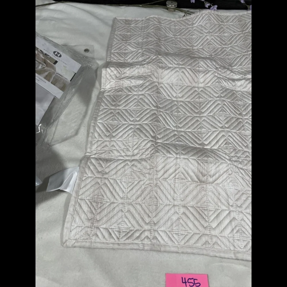 NIB Hotel Collection Woodrose Quilted (1 )‎ Euro European Pillow Sham - Picture 6 of 12